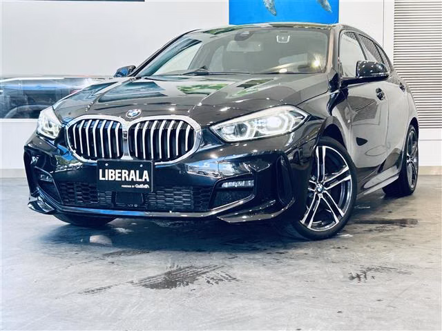 BMW 1-SERIES
