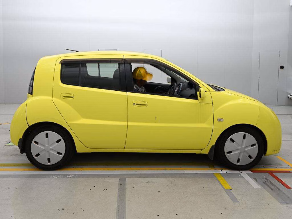 TOYOTA WILL CYPHA