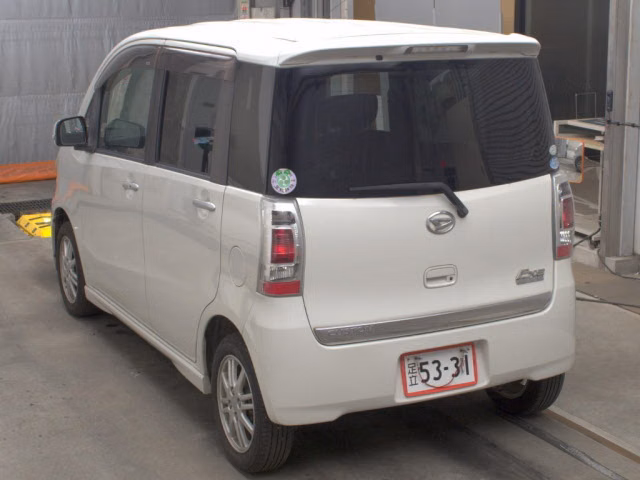 DAIHATSU TANTO EXE