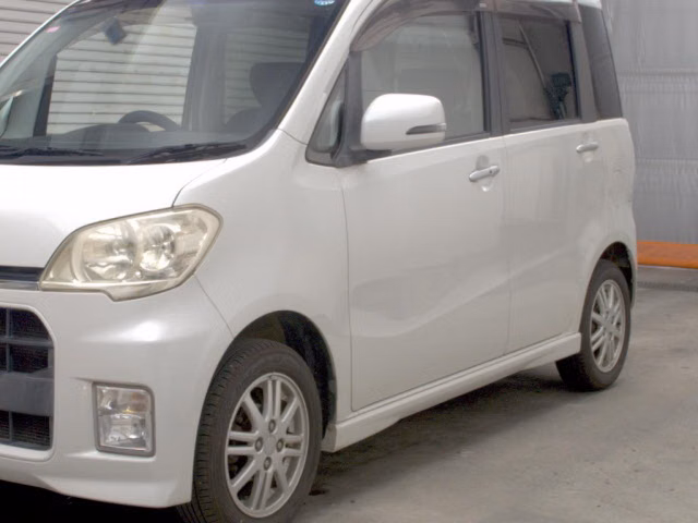 DAIHATSU TANTO EXE