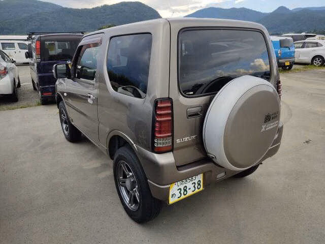 SUZUKI JIMNY