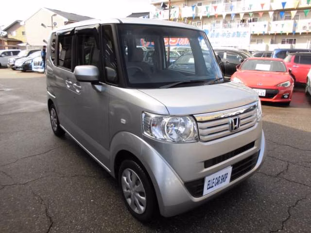HONDA N-BOX+