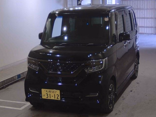 HONDA N-BOX