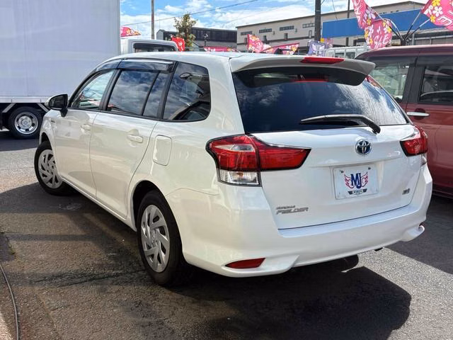 TOYOTA COROLLA FIELDER