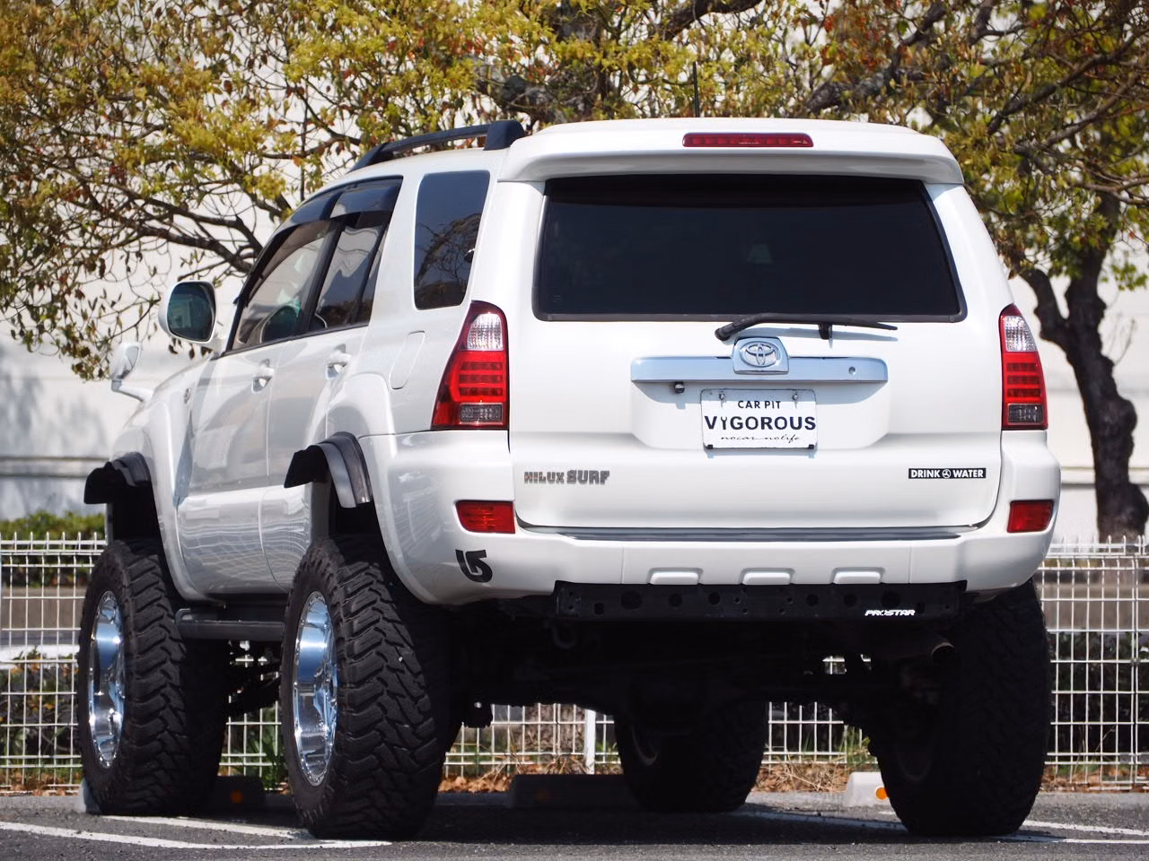 TOYOTA HILUX SURF