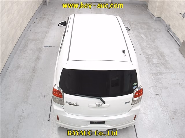 TOYOTA SPADE