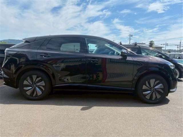 NISSAN ARIYA