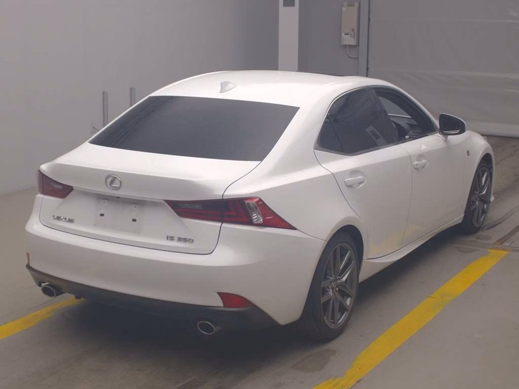 LEXUS IS350