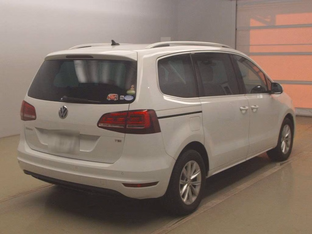 VOLKSWAGEN SHARAN