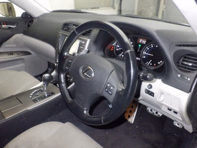LEXUS IS250