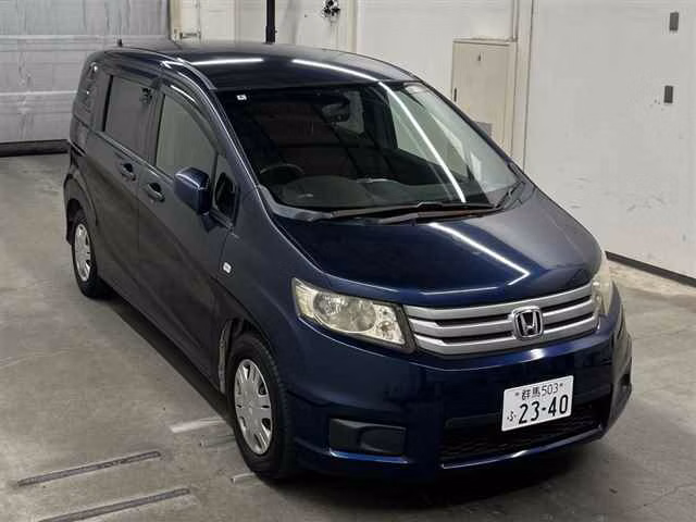 HONDA FREED SPIKE