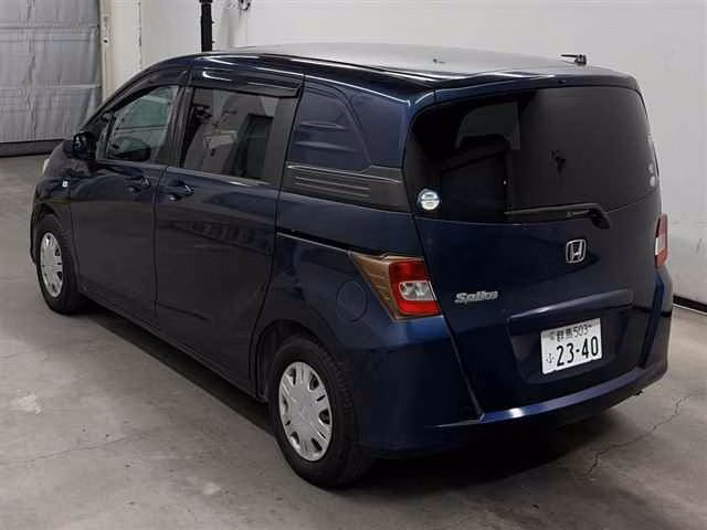 HONDA FREED SPIKE