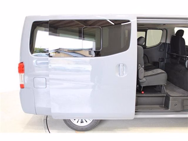 NISSAN CARAVAN