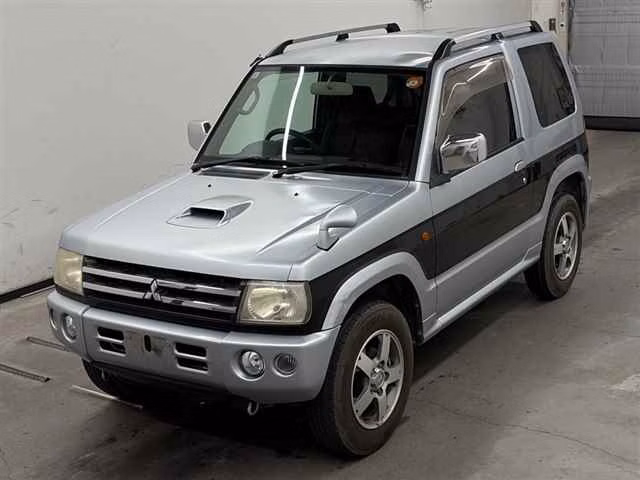 MITSUBISHI PAJERO MINI