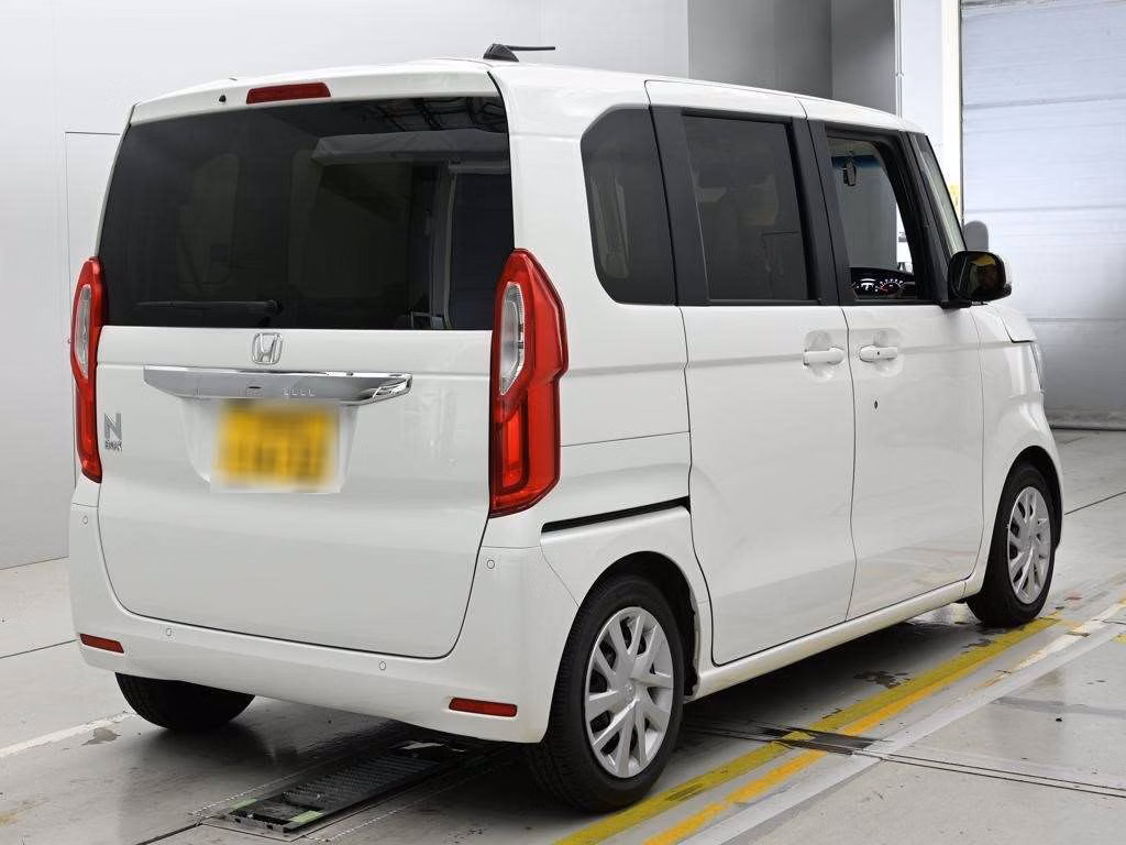 HONDA N-BOX