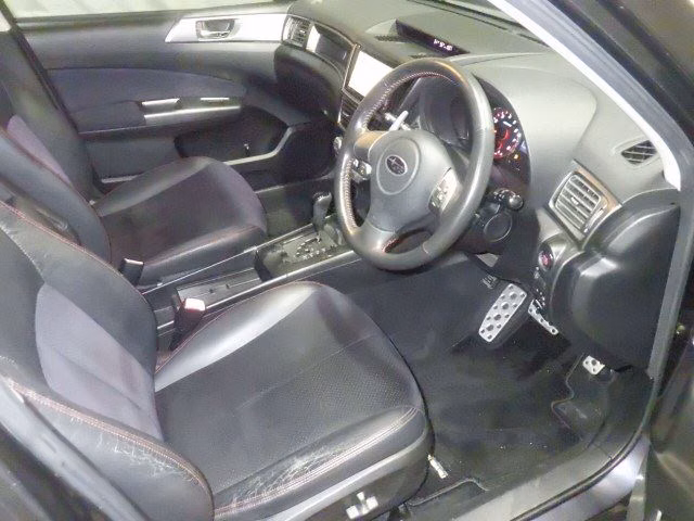 SUBARU EXIGA