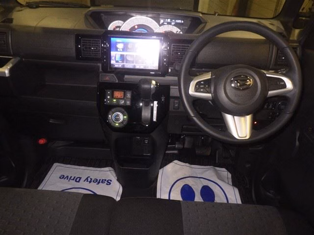 DAIHATSU WAKE
