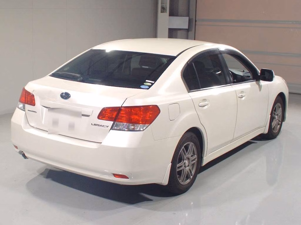 SUBARU LEGACY B4