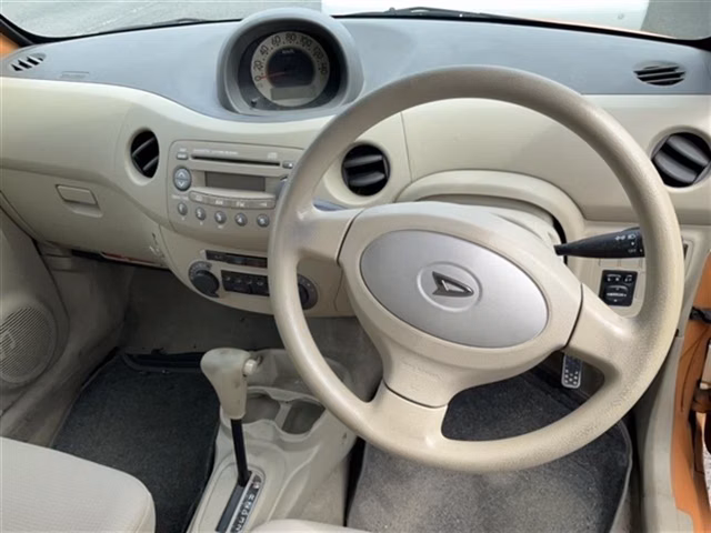 DAIHATSU ESSE