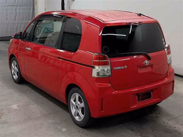 TOYOTA SPADE