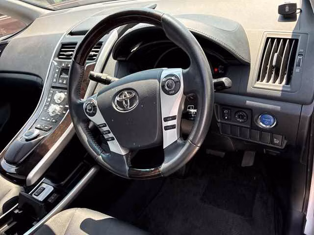 TOYOTA SAI