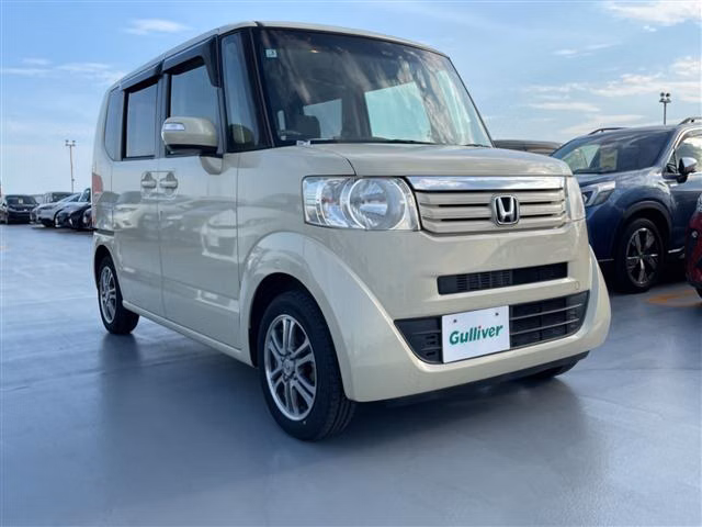 HONDA N-BOX