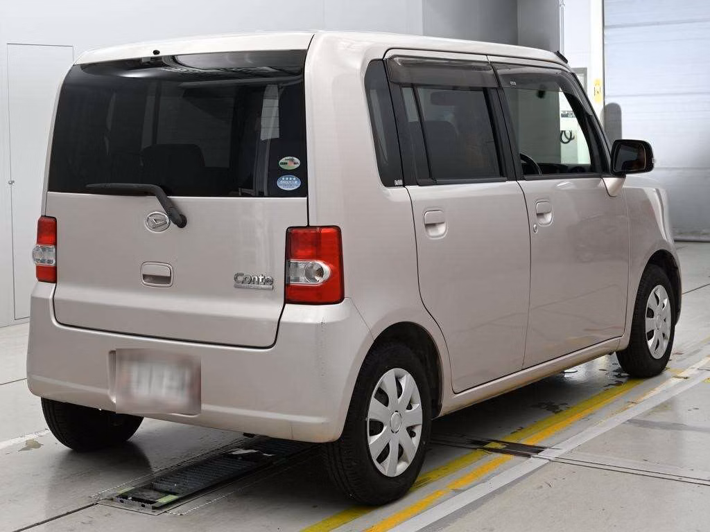 DAIHATSU MOVE CONTE