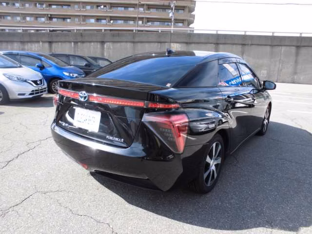 TOYOTA MIRAI