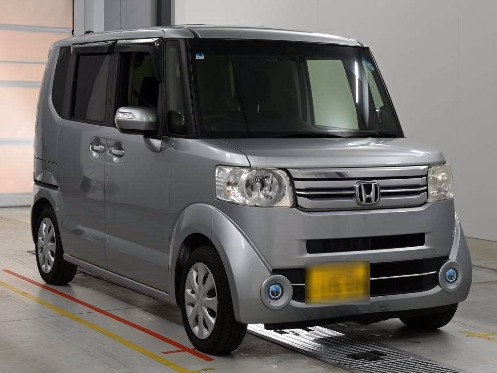 HONDA N-BOX