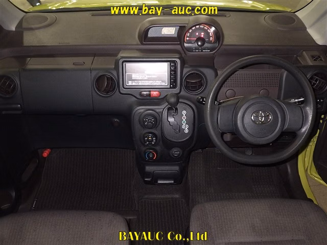 TOYOTA SPADE