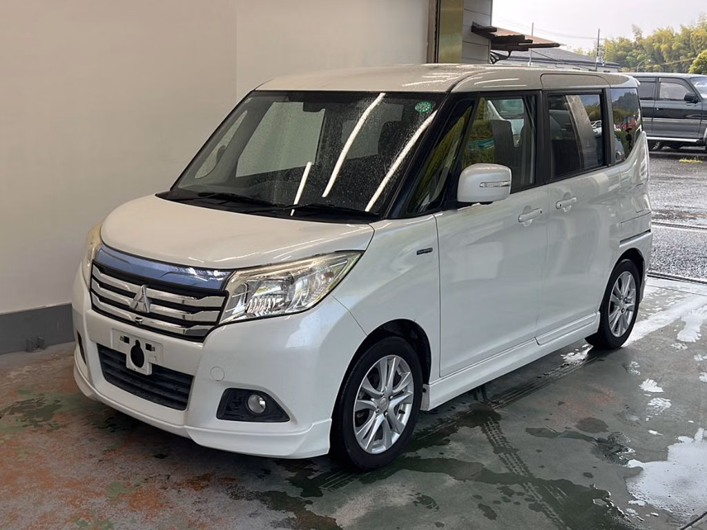 MITSUBISHI DELICA D:2