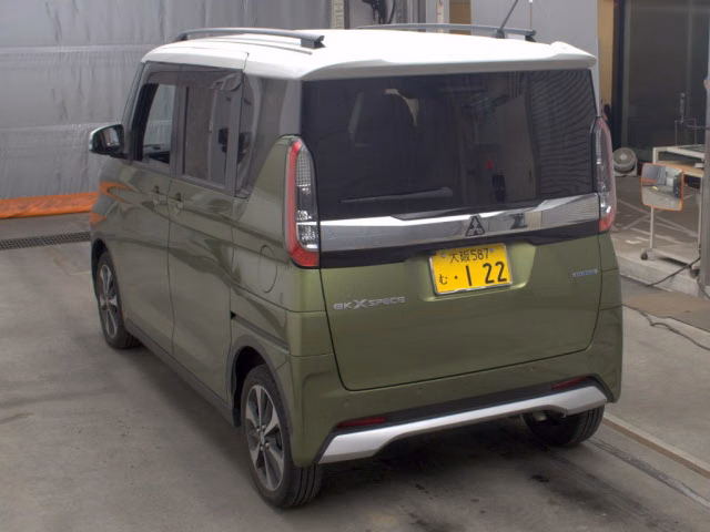 MITSUBISHI EK SPACE