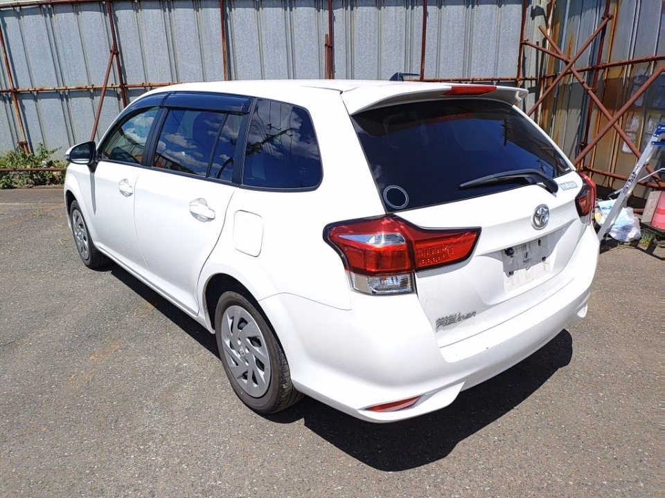 TOYOTA COROLLA FIELDER