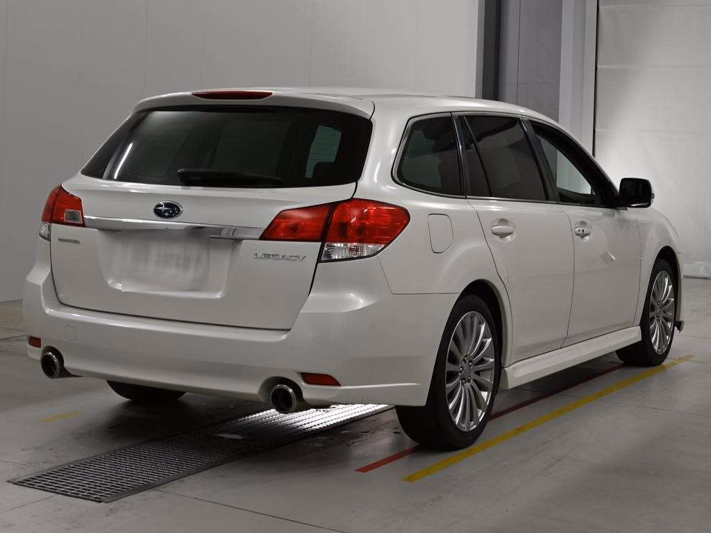 SUBARU LEGACY