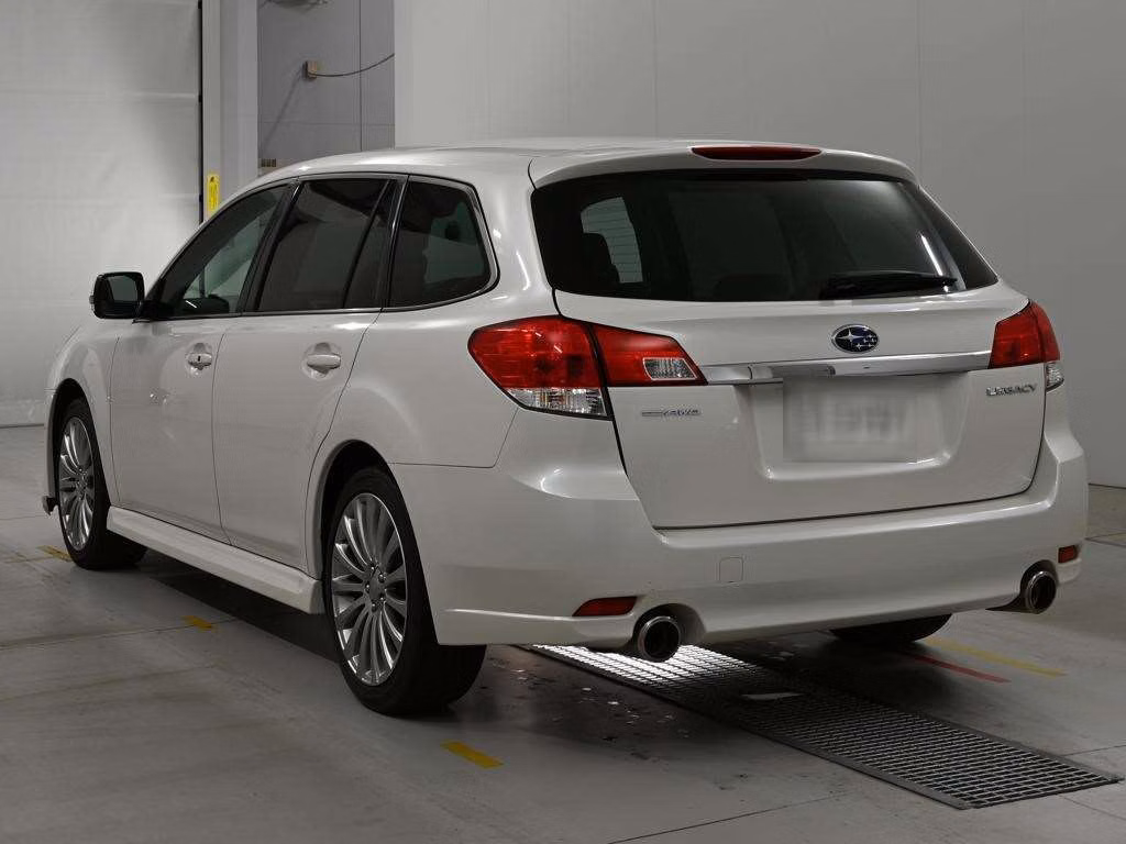 SUBARU LEGACY