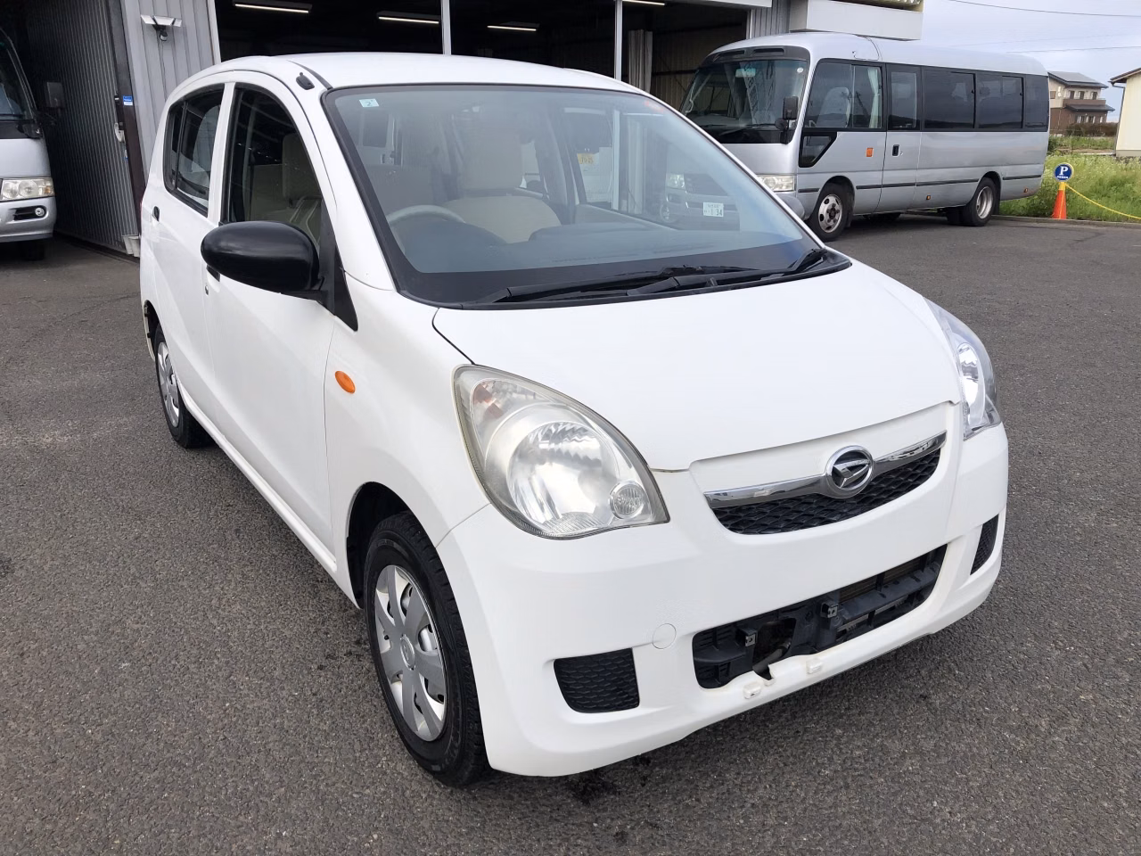 DAIHATSU MIRA