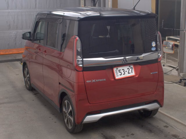 MITSUBISHI EK SPACE