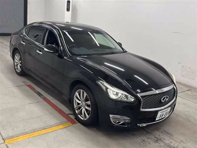 NISSAN FUGA