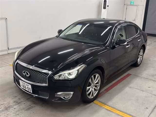 NISSAN FUGA