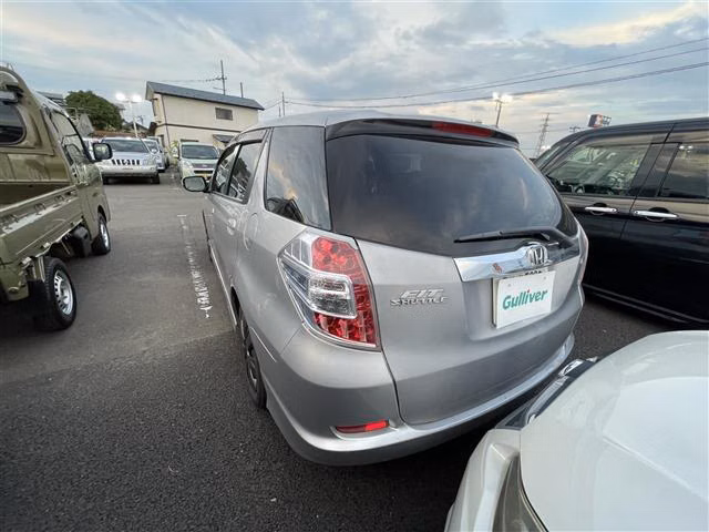 HONDA FIT SHUTTLE