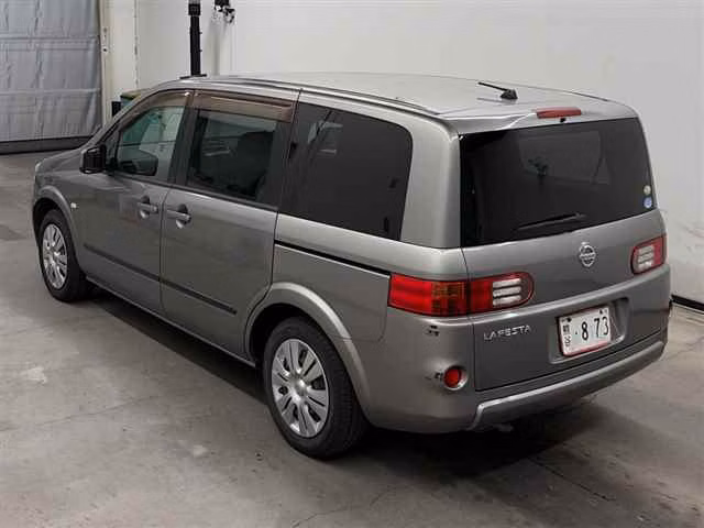 NISSAN LAFESTA
