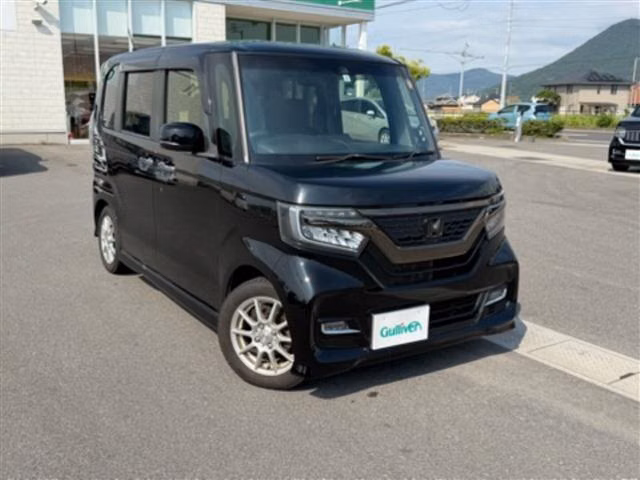 HONDA N-BOX