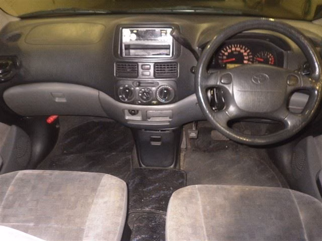 TOYOTA RAUM