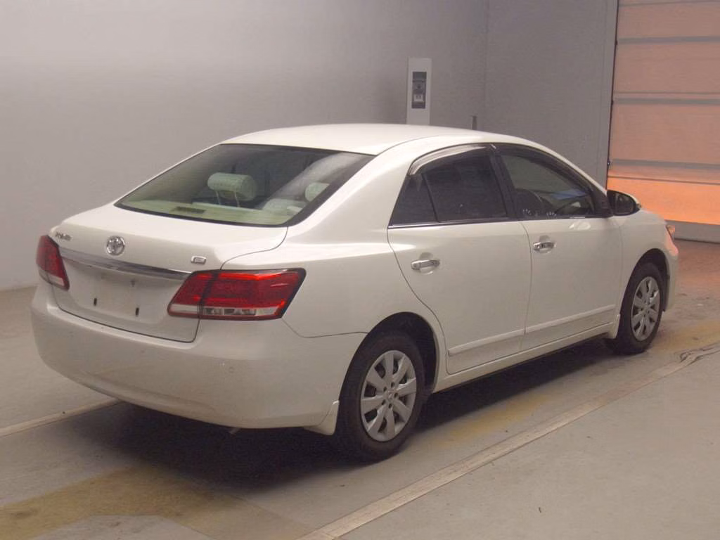 TOYOTA PREMIO