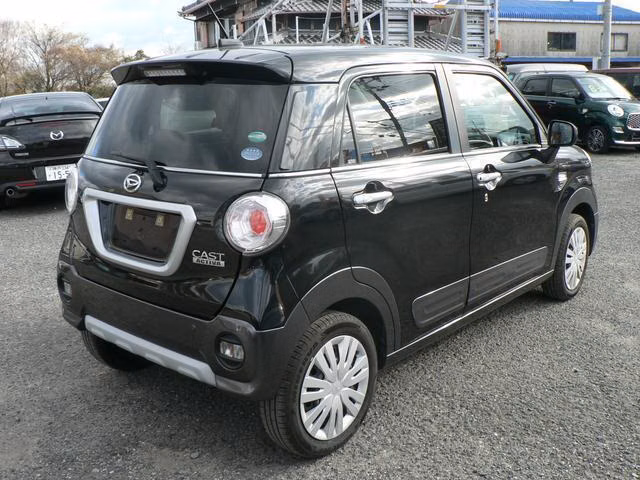 DAIHATSU CAST