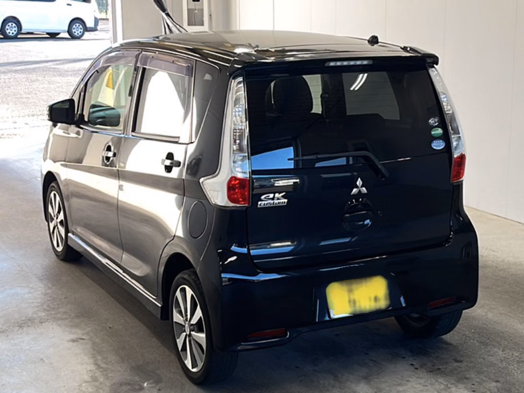 MITSUBISHI EK CUSTOM
