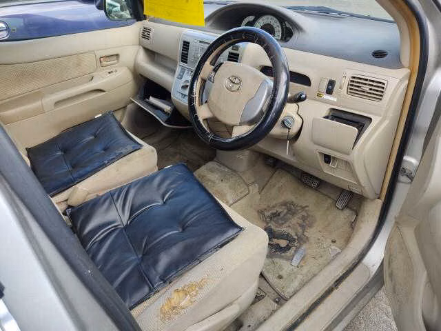 TOYOTA RAUM