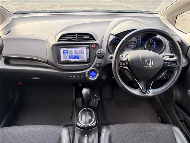 HONDA FIT SHUTTLE