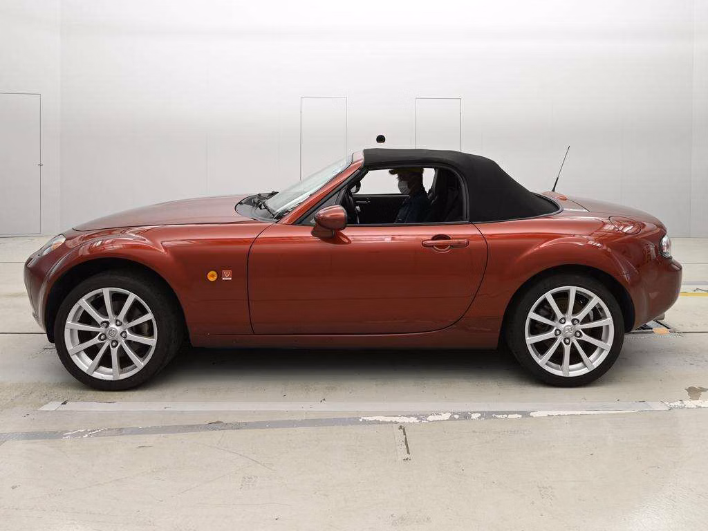 MAZDA ROADSTER