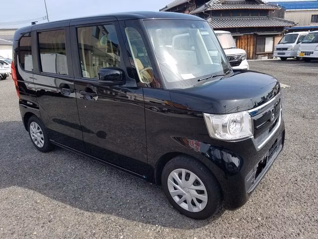 HONDA N-BOX